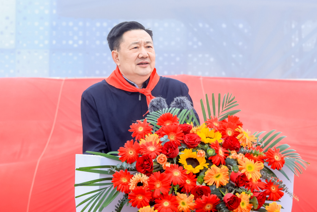 了望杂志社社长现任是谁的简单介绍