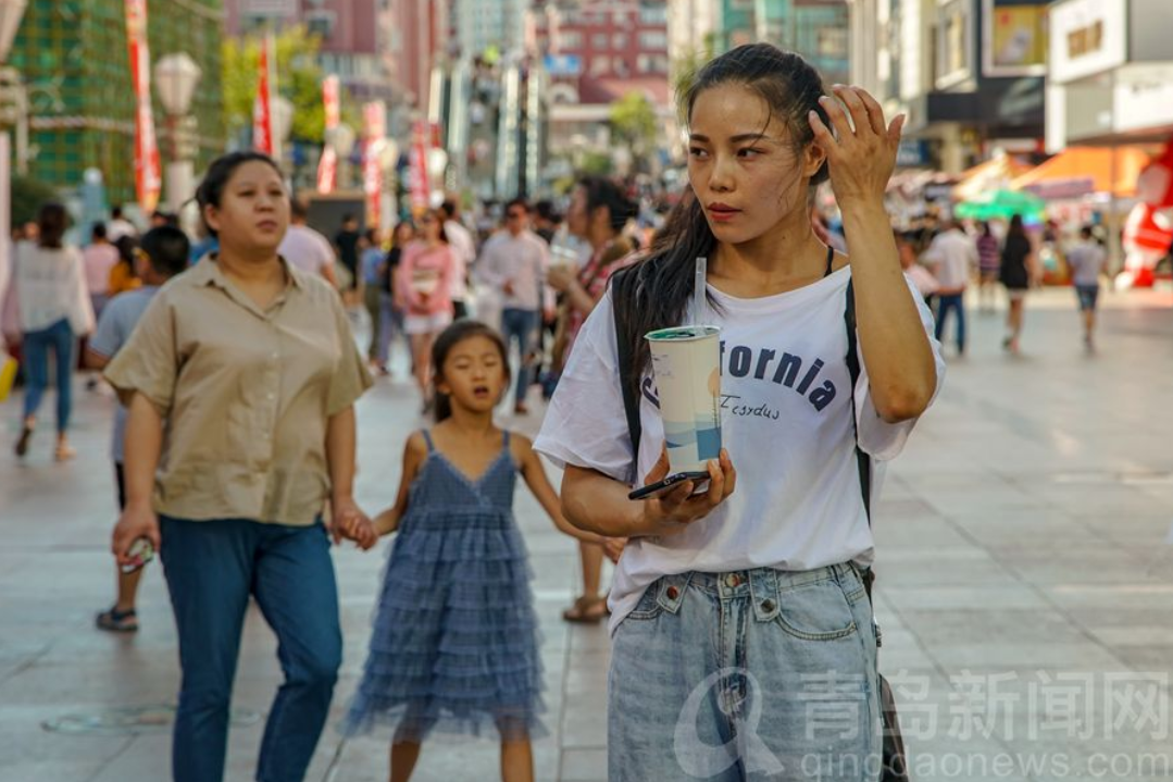 凭一身钢管舞好舞艺临沂女孩在青岛站稳了脚跟