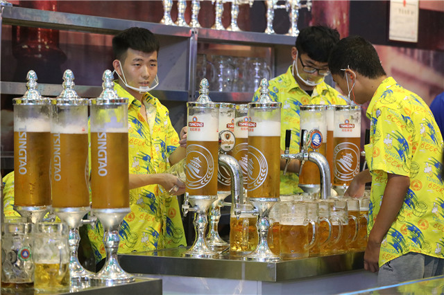 "嗨啤"时间到!为什么啤酒瓶大多是绿色的?99%的人不知道